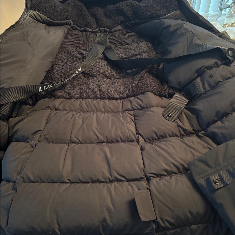 lululemon snow warrior parka size 8 like new - Picture 6 of 9